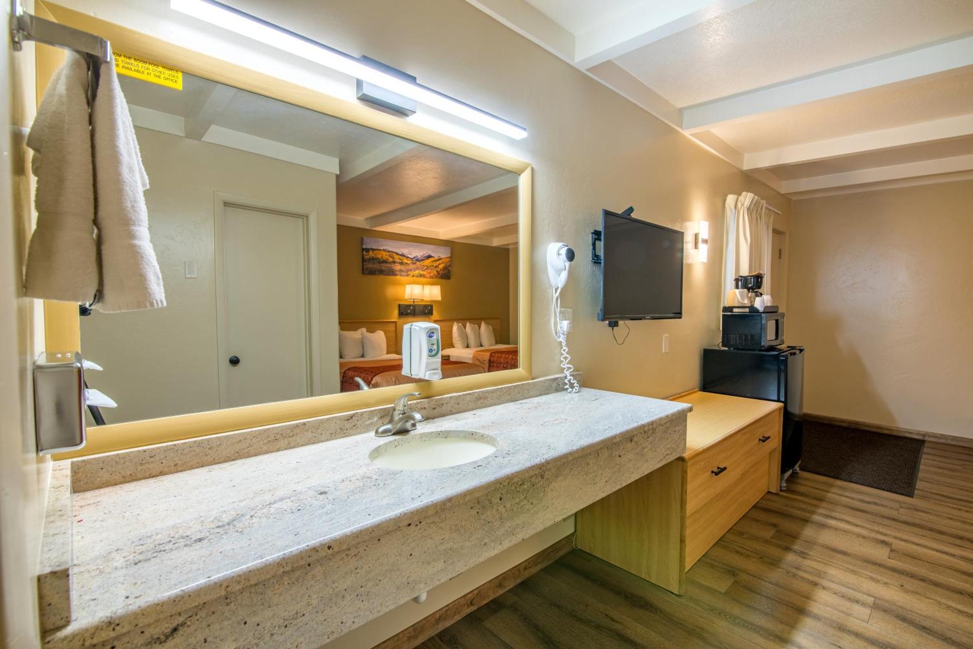 Glenwood Springs Cedar Lodge מראה חיצוני תמונה